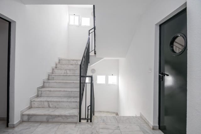 2 quarto Apartamento para venda em Sevilha cidade com garagem - 330 000 € (Ref: 8857155)