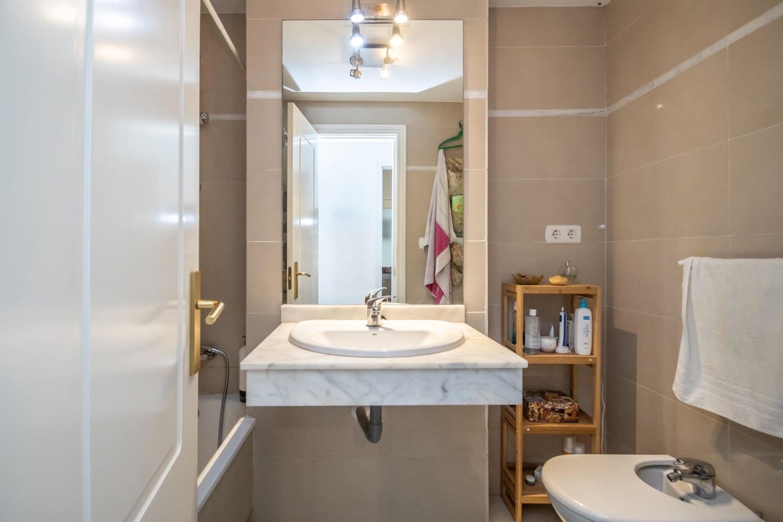 2 slaapkamer Flat te koop in Sevilla stad met garage - € 330.000 (Ref: 8857155)