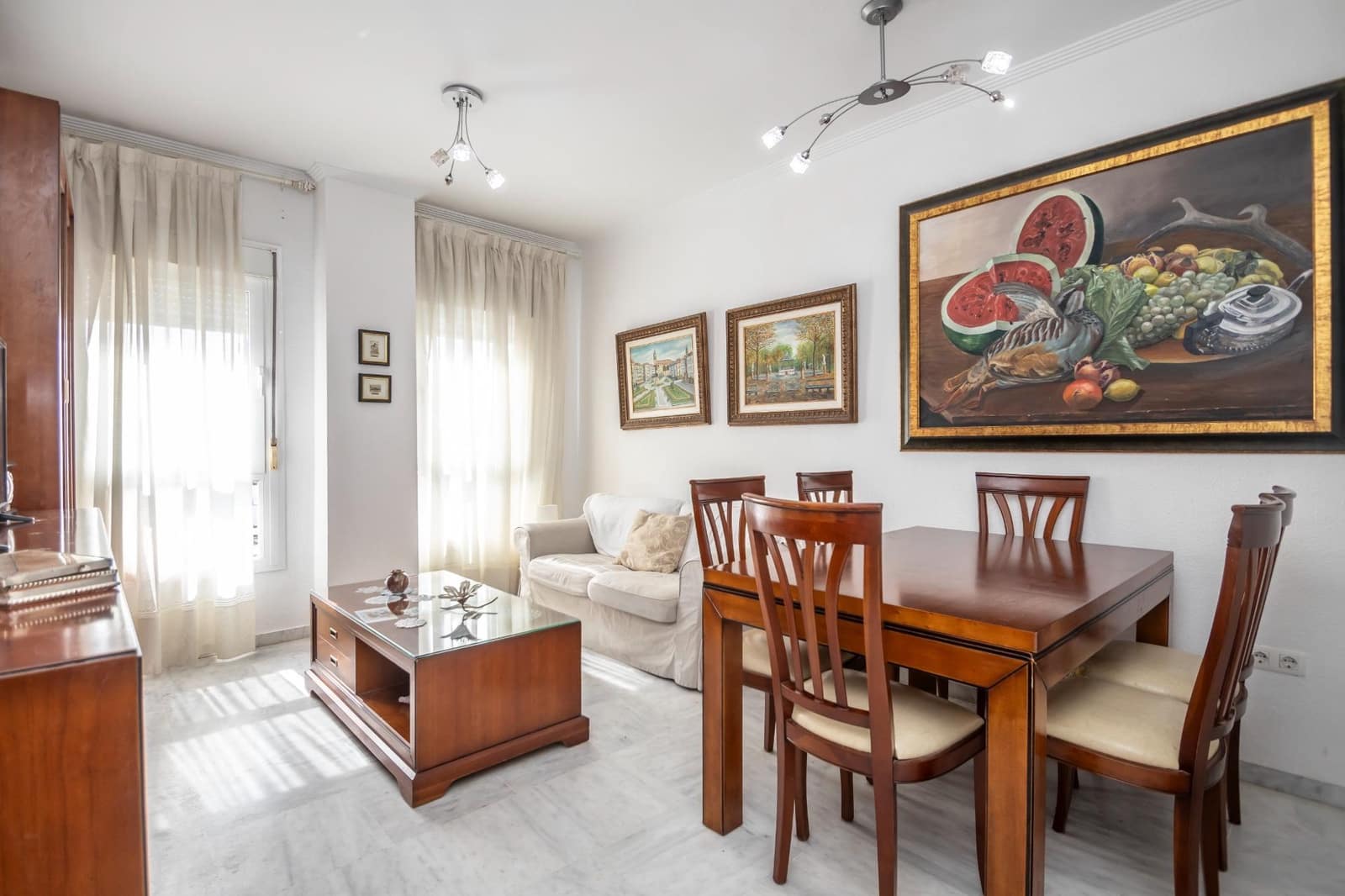 2 soveværelse Lejlighed til salg i Sevilla by med garage - € 330.000 (Ref: 8857155)