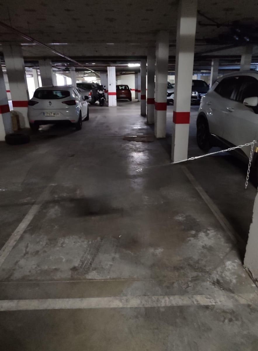 Garage til salg i Olivares - € 11.500 (Ref: 8946867)