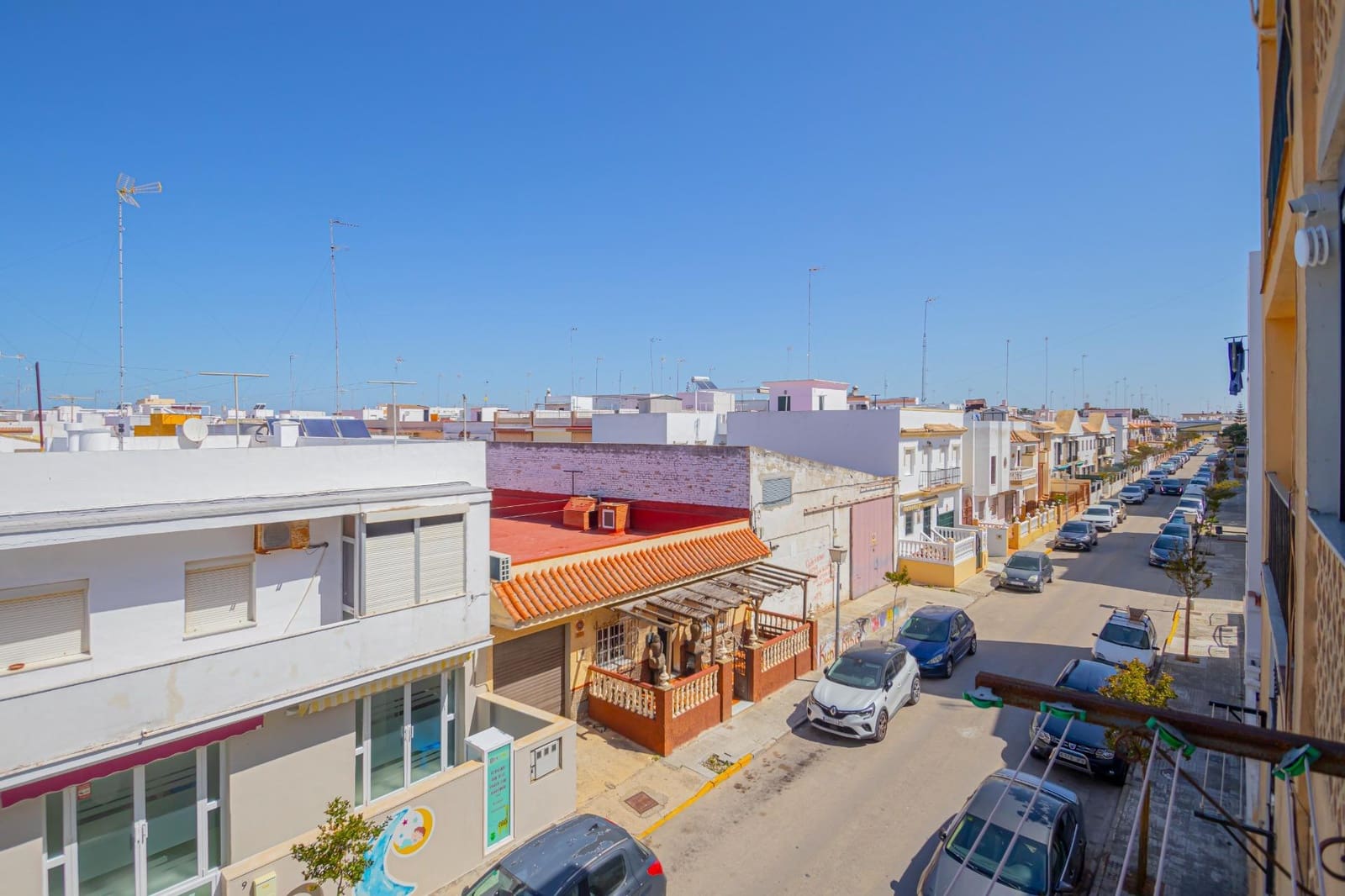 3 slaapkamer Flat te koop in Chipiona - € 248.000 (Ref: 8957224)