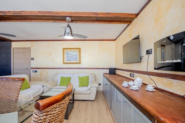 Piso de 3 habitaciones en Chipiona en venta - 248.000 € (Ref: 8957224)