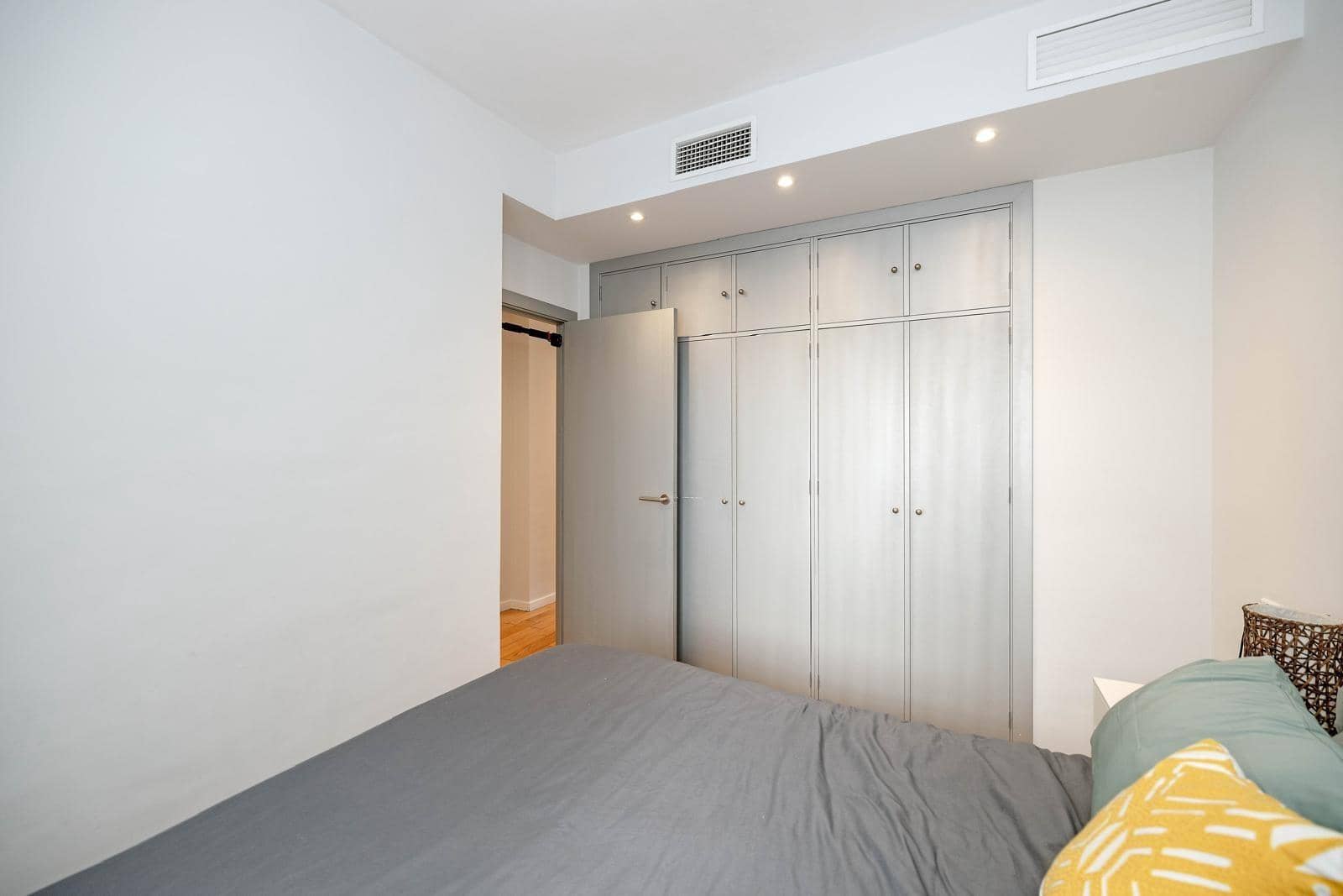 2 makuuhuone Huoneisto myytävänä paikassa Sevilla kaupunki - 425 000 € (Ref: 8982469)