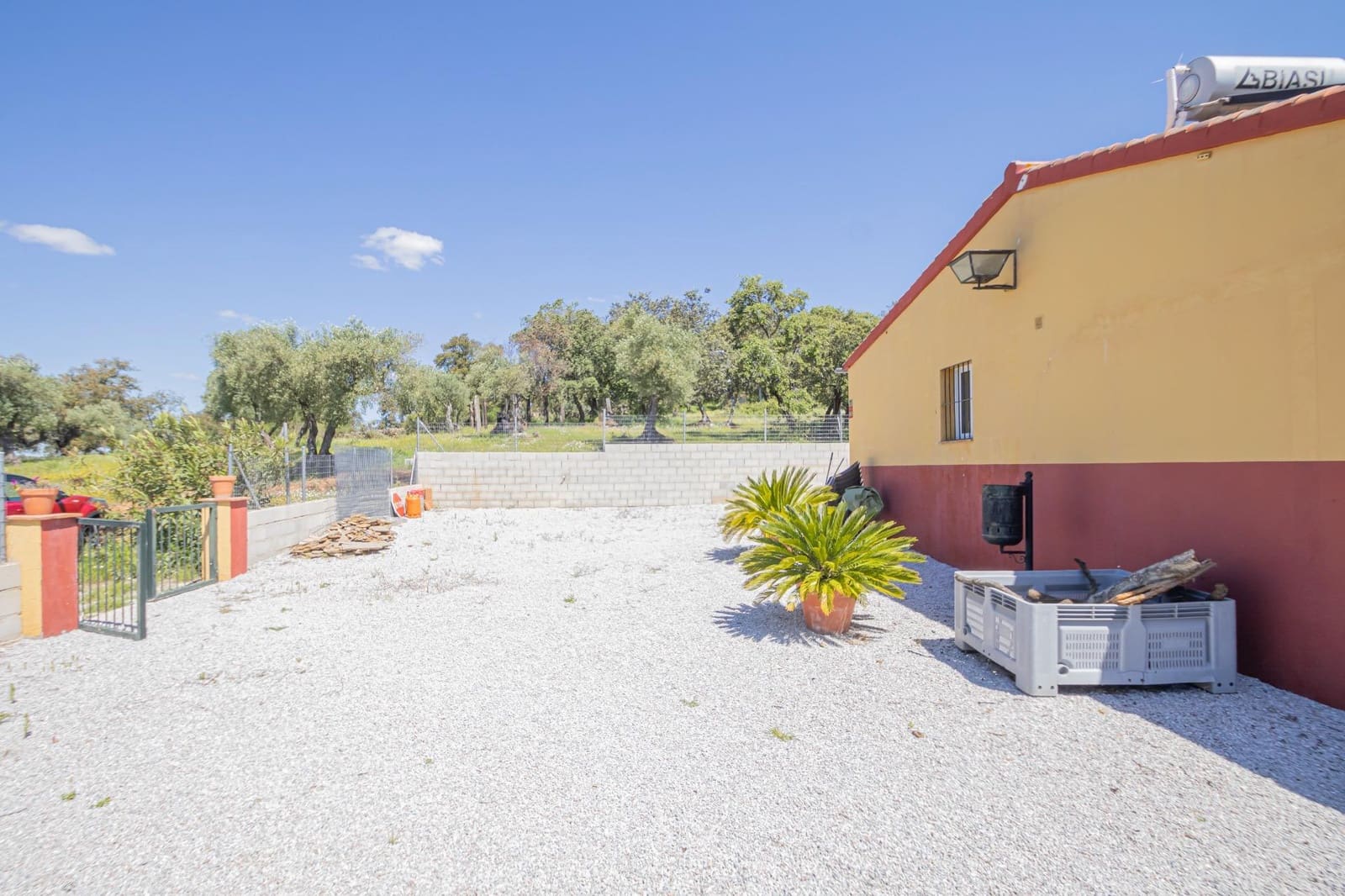 Grond te koop in El Pedroso - € 300.000 (Ref: 8986111)