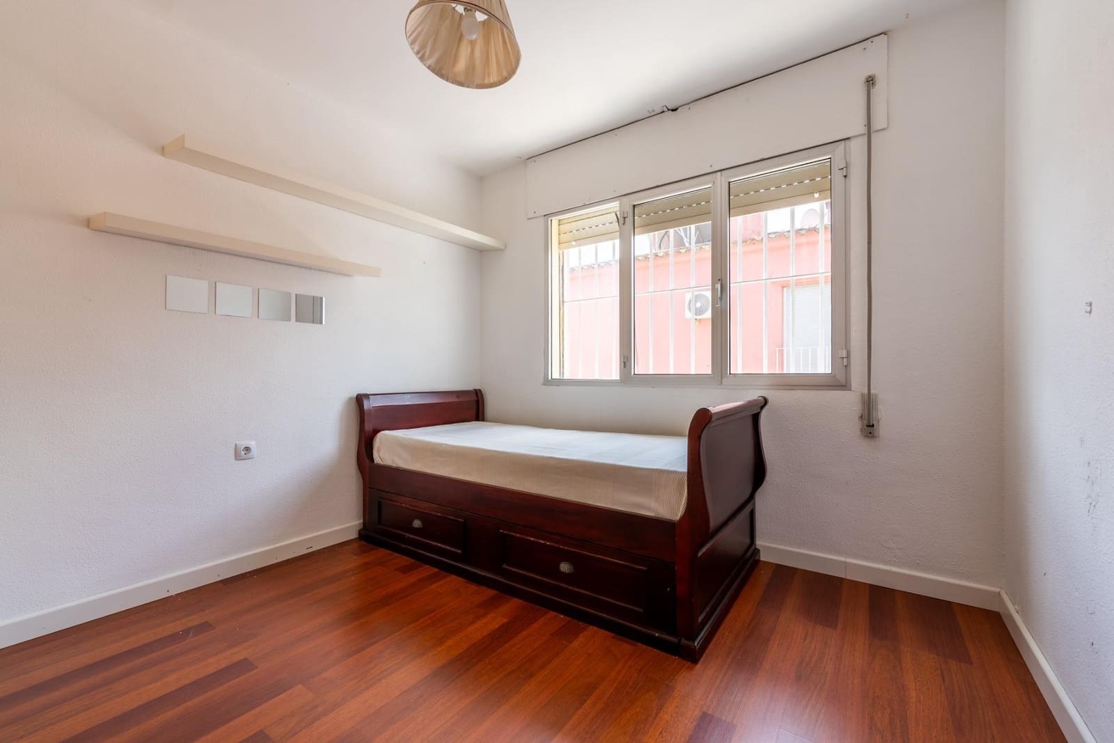 4 sypialnia Dom szeregowy na sprzedaż w Mairena del Aljarafe z basenem - 275 000 € (Ref: 8988614)