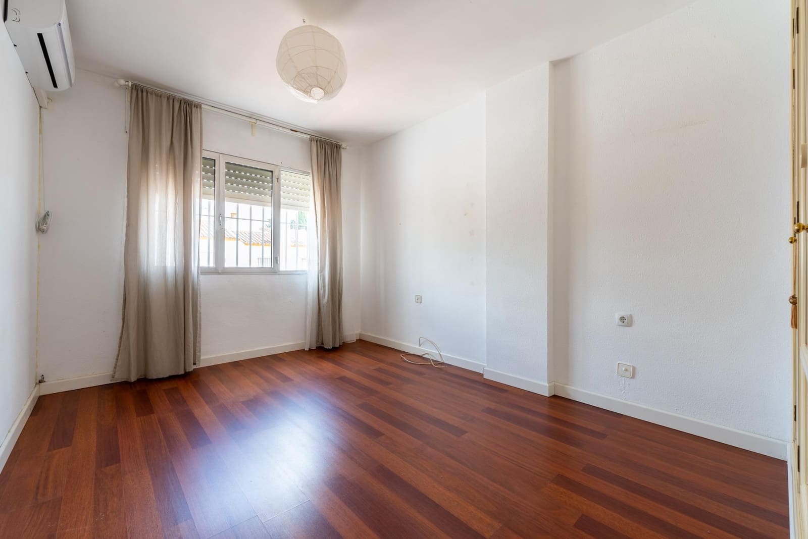 4 sovrum Radhus till salu i Mairena del Aljarafe med pool - 275 000 € (Ref: 8988614)