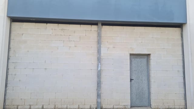 Kommersiell til salgs i Dos Hermanas - € 78 000 (Ref: 9078059)