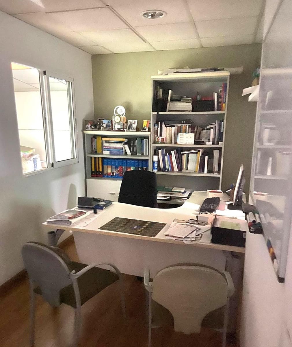 Företag till salu i Sevilla stad - 169 500 € (Ref: 9095357)