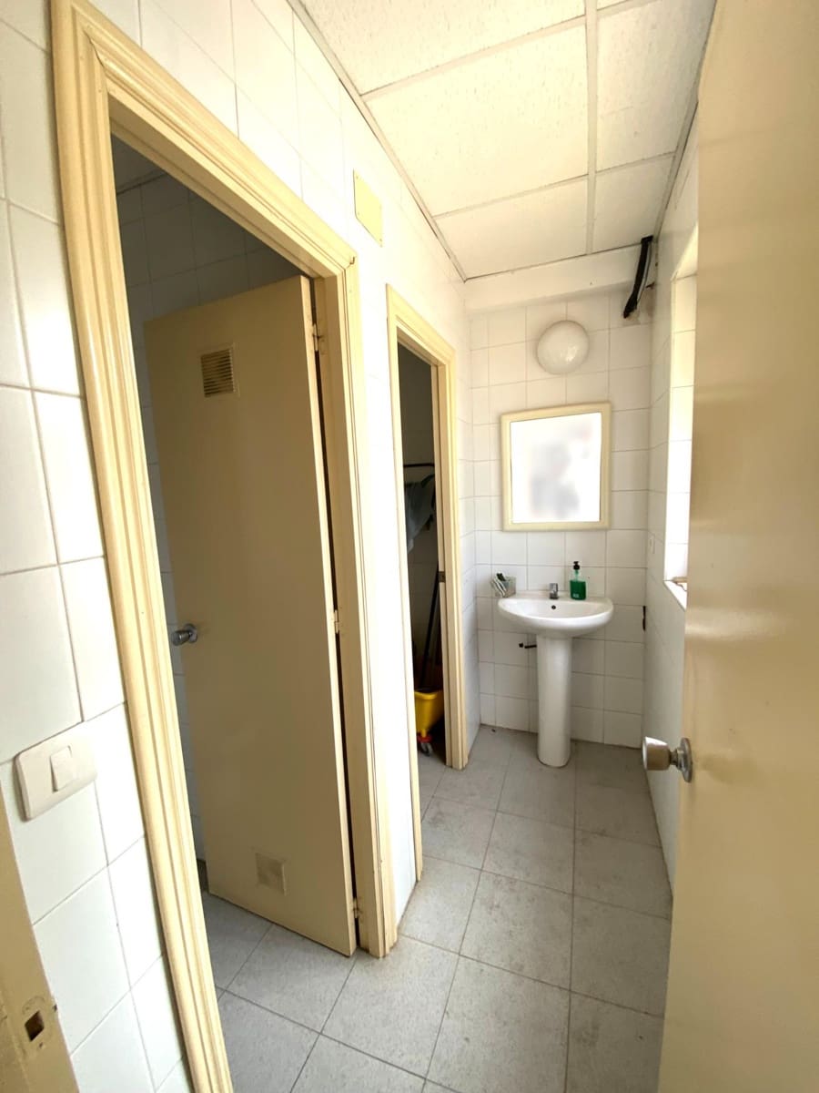 Virksomhed til salg i Sevilla by - € 169.500 (Ref: 9095357)