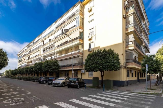 3 soveværelse Lejlighed til salg i Parque Alcosa, Sevilla by - € 170.000 (Ref: 9108817)