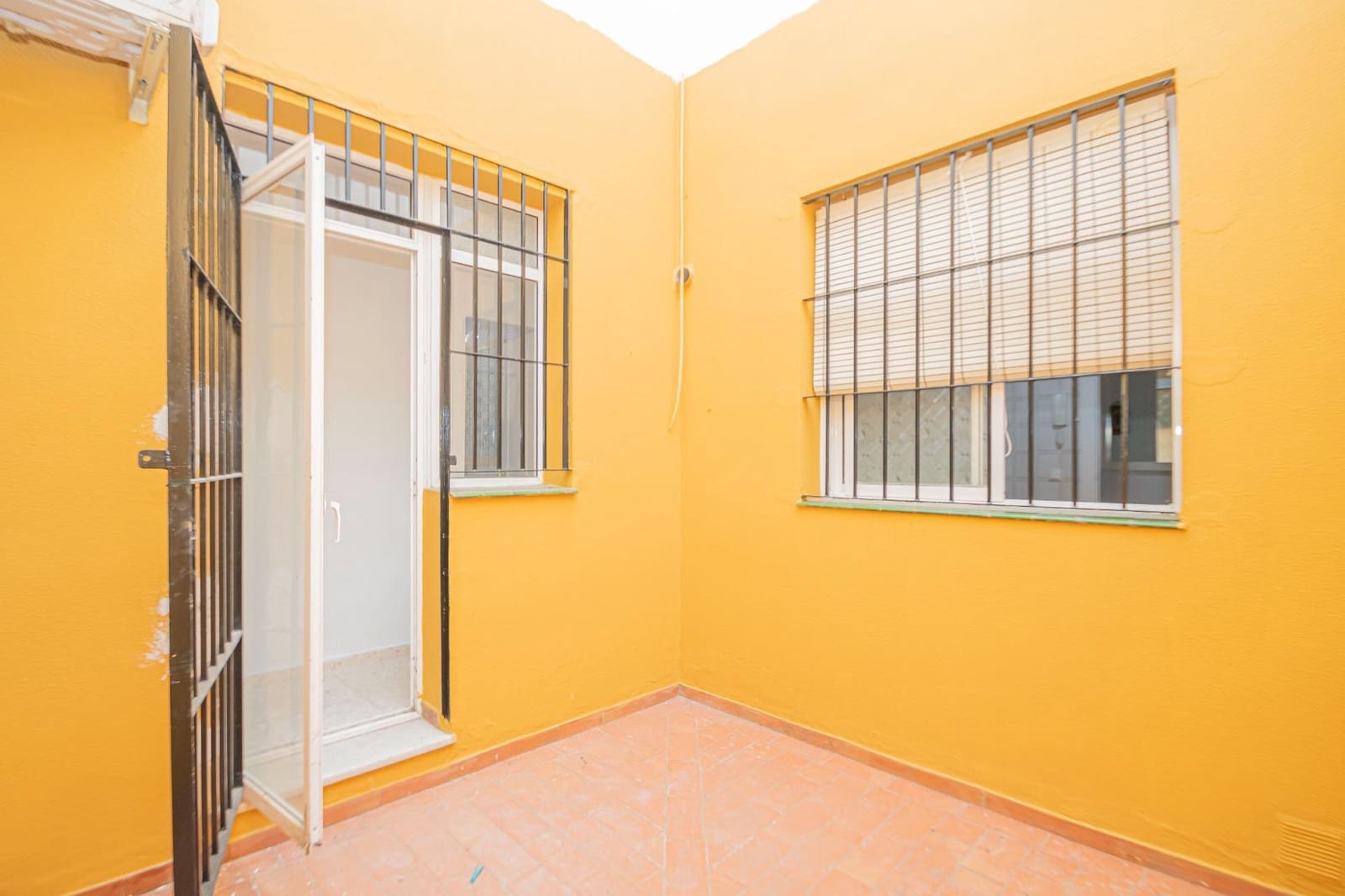 2 bedroom Flat for sale in Seville city - € 299,000 (Ref: 9108819)