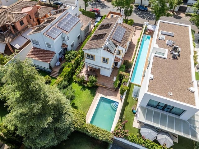 7 sovrum Villa till salu i Bormujos med pool - 930 000 € (Ref: 9129844)