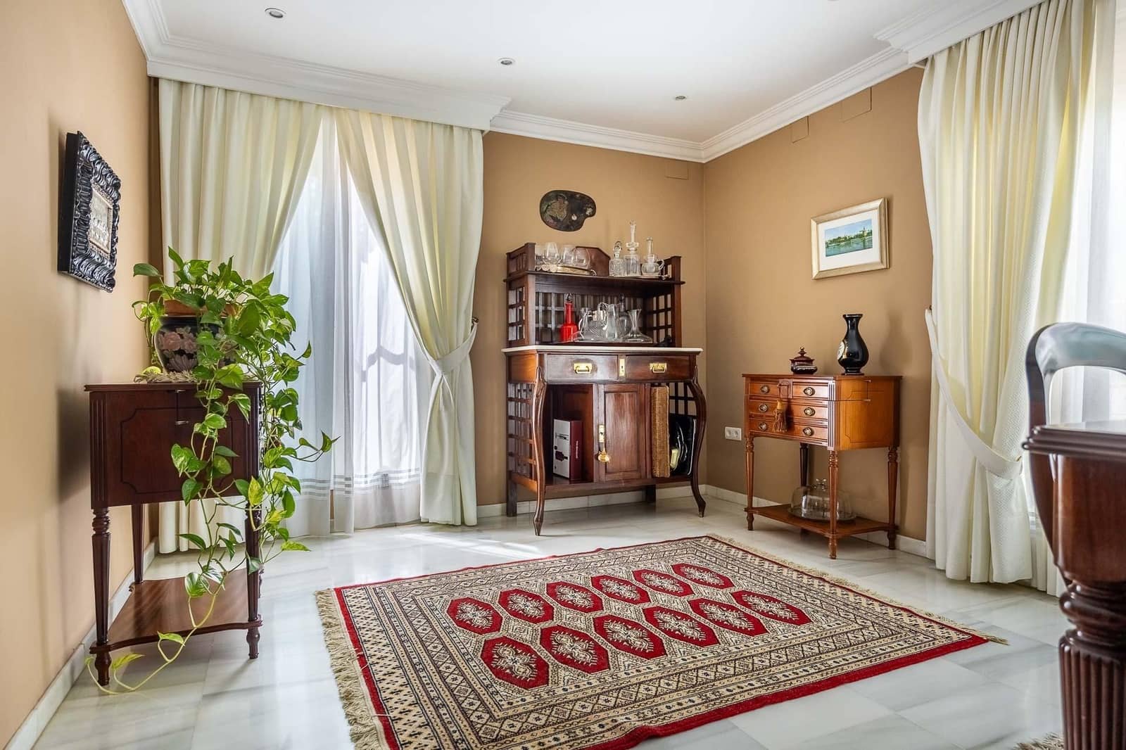 7 Zimmer Villa zu verkaufen in Bormujos mit Pool - 930.000 € (Ref: 9129844)