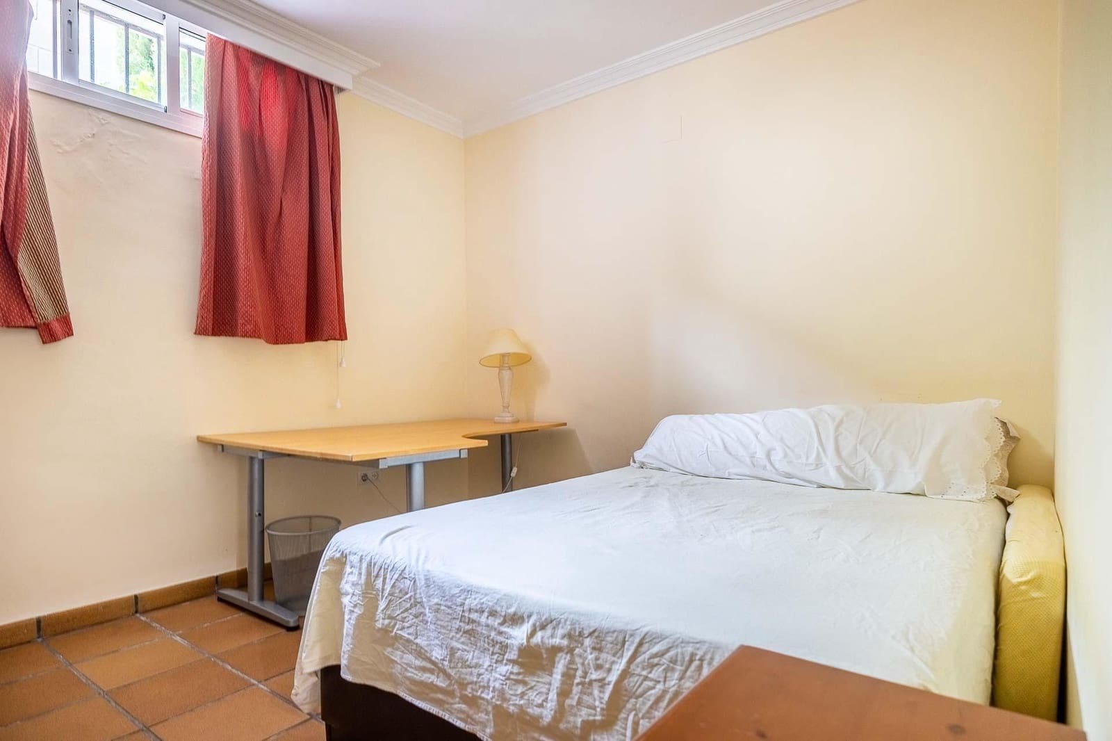 Chalet de 7 habitaciones en Bormujos en venta con piscina - 932.000 € (Ref: 9129844)