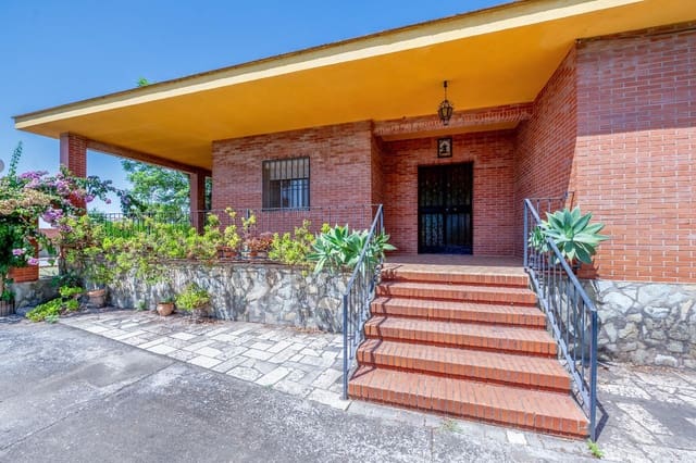 4 soveværelse Villa til salg i Villanueva del Ariscal med swimmingpool - € 375.000 (Ref: 9132520)