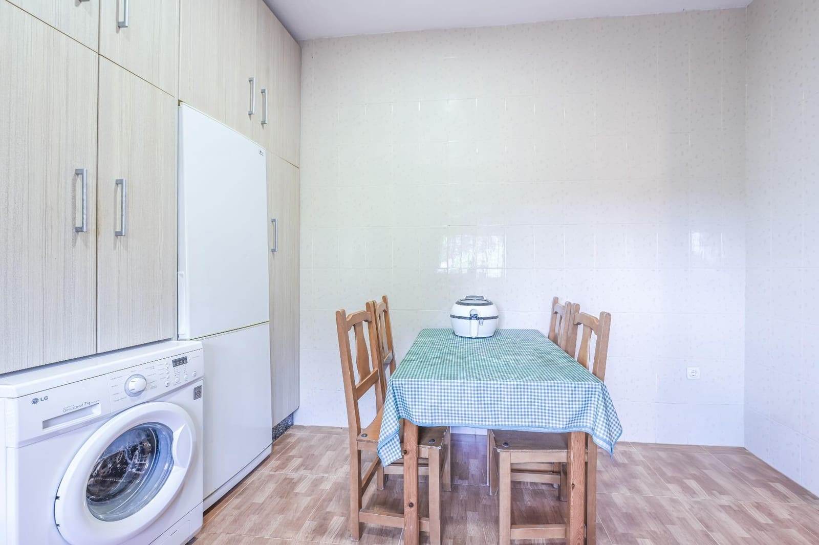 4 slaapkamer Villa te koop in Villanueva del Ariscal met zwembad - € 375.000 (Ref: 9132520)