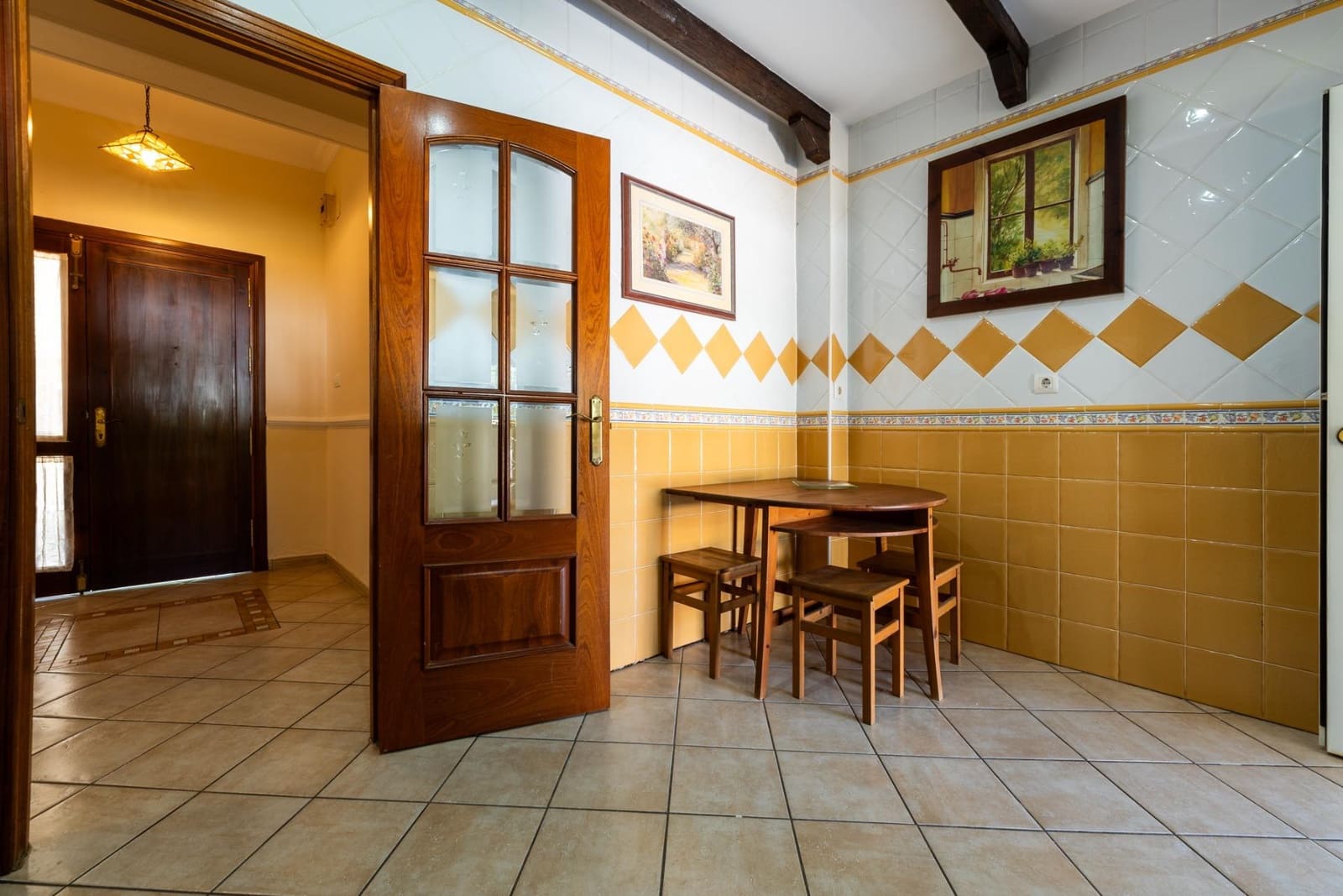 3 bedroom Villa for sale in Palomares del Rio with pool garage - € 399,999 (Ref: 9147294)