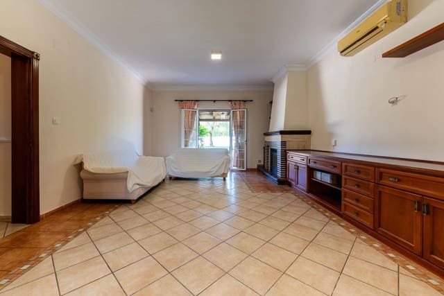 3 sypialnia Willa na sprzedaż w Palomares del Río z basenem garażem - 399 999 € (Ref: 9147294)