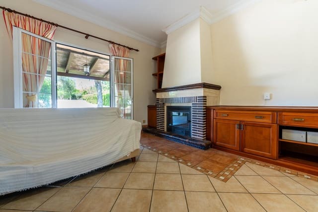 3 sypialnia Willa na sprzedaż w Palomares del Río z basenem garażem - 399 999 € (Ref: 9147294)