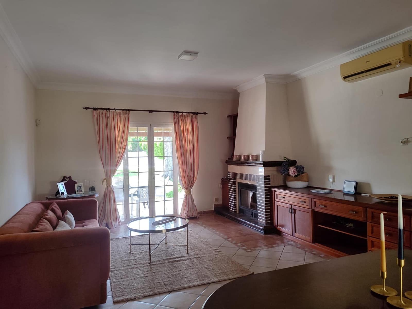 3 quarto Moradia para venda em Palomares del Rio com piscina garagem - 399 999 € (Ref: 9147294)
