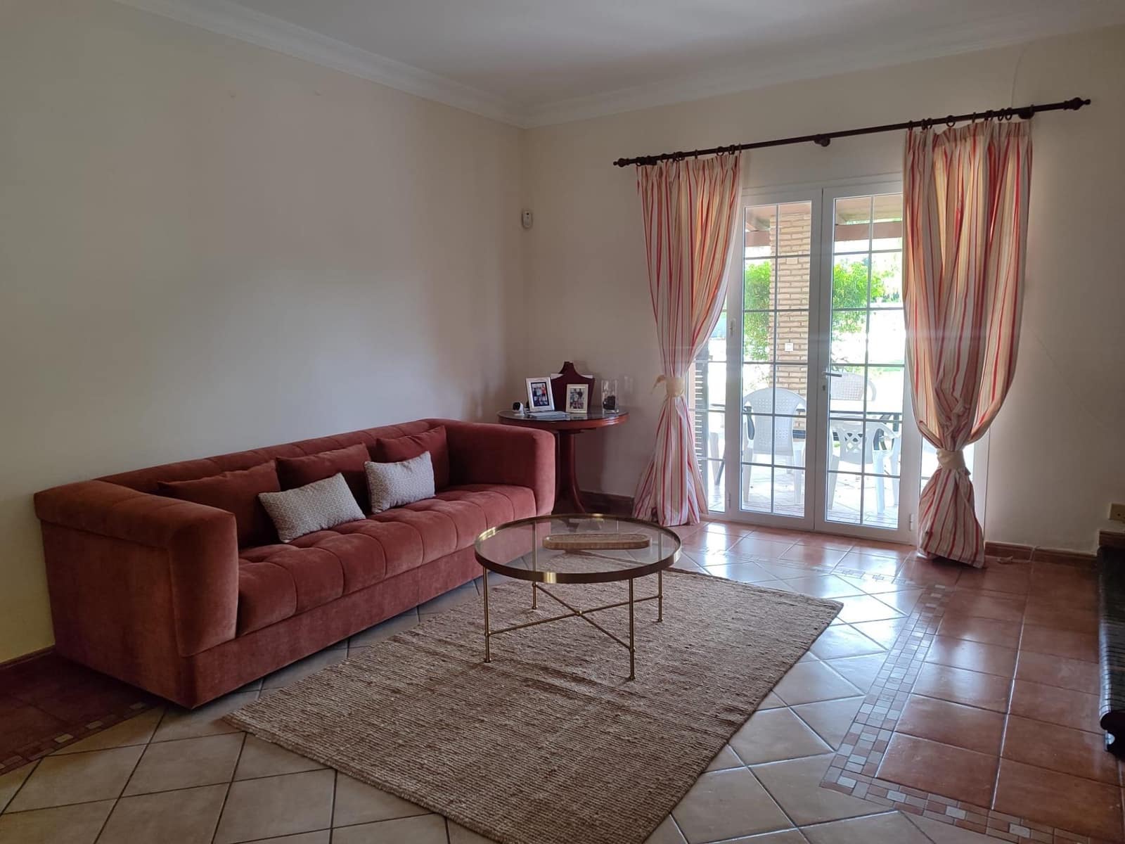 3 quarto Moradia para venda em Palomares del Rio com piscina garagem - 399 999 € (Ref: 9147294)