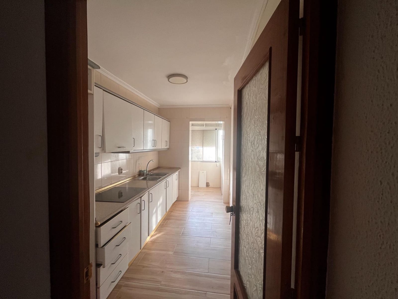 3 slaapkamer Flat te koop in Sevilla stad - € 150.000 (Ref: 9174598)