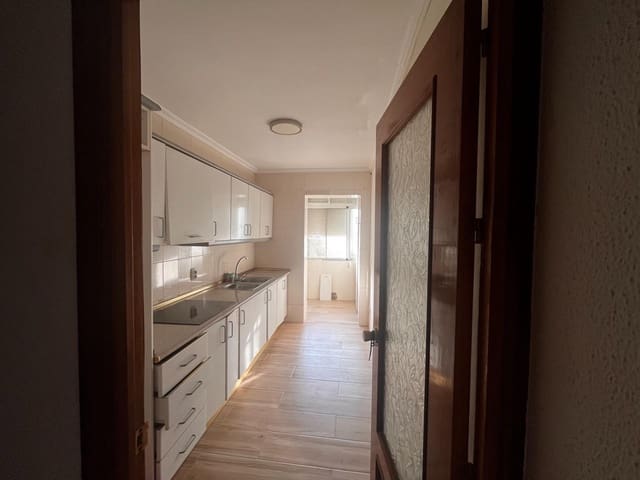 3 soverom Leilighet til salgs i Parque Alcosa, Sevilla by - € 150 000 (Ref: 9174598)