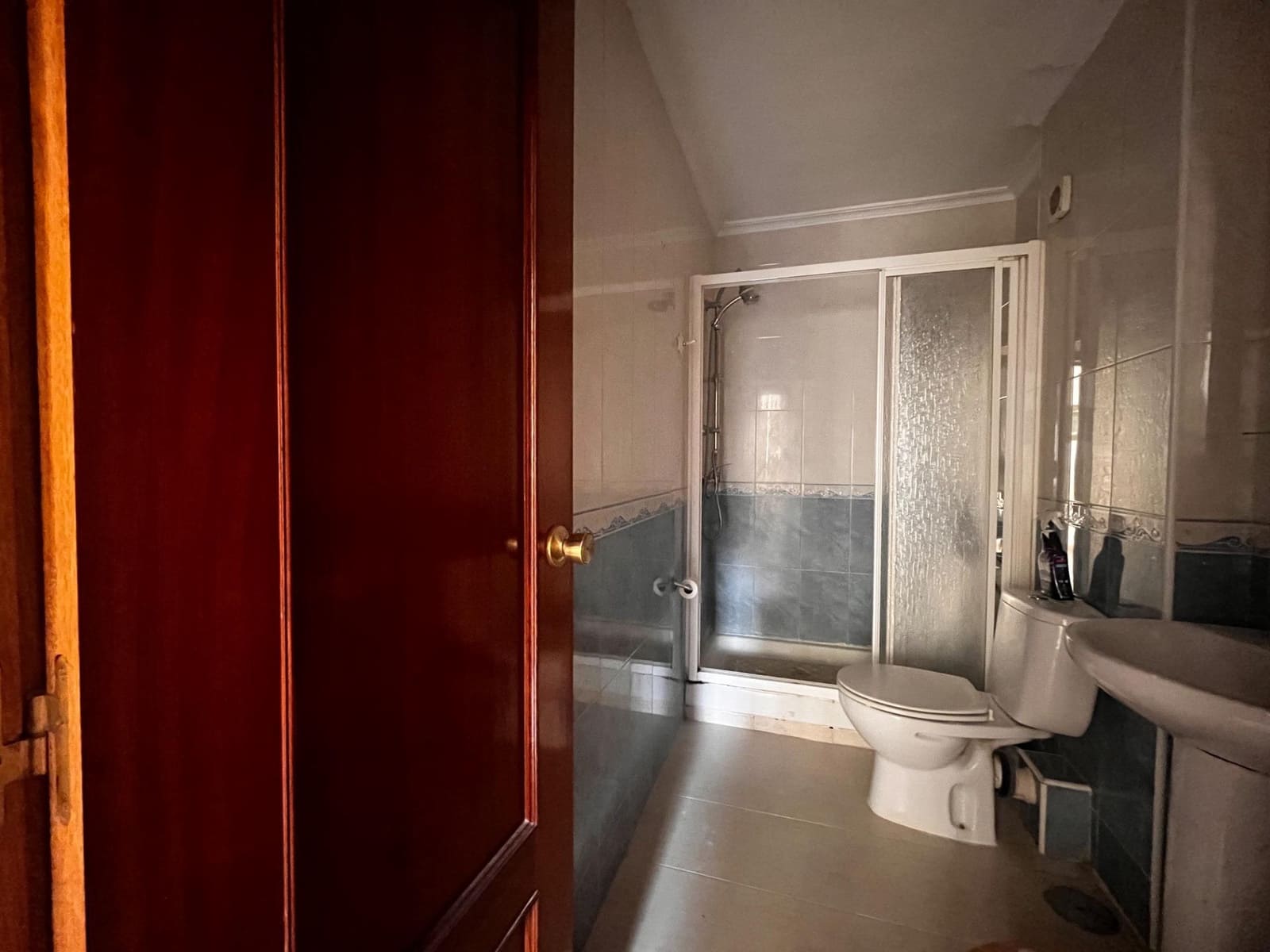 3 slaapkamer Flat te koop in Sevilla stad - € 150.000 (Ref: 9174598)