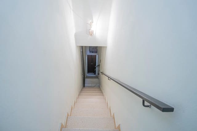 4 slaapkamer Rijtjeshuis te koop in Sevilla stad - € 985.000 (Ref: 9197985)