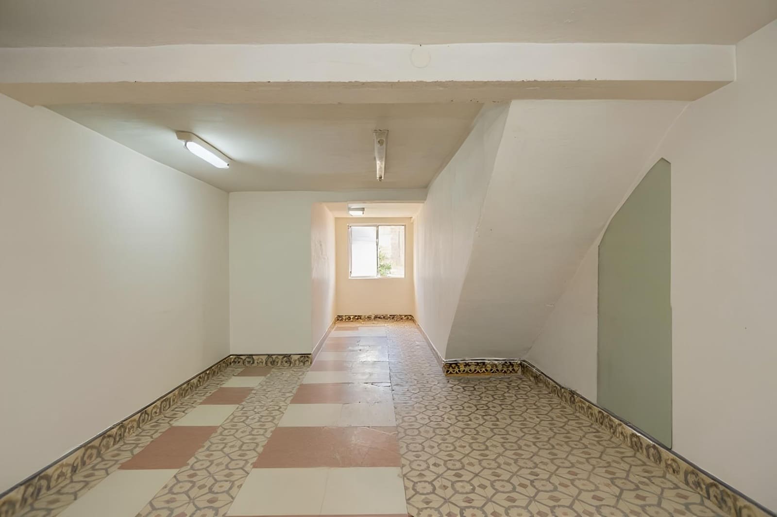 4 sovrum Radhus till salu i Sevilla stad - 985 000 € (Ref: 9197985)