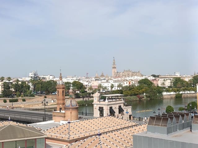 4 soverom Rekkehus til salgs i Sevilla by - € 985 000 (Ref: 9197985)
