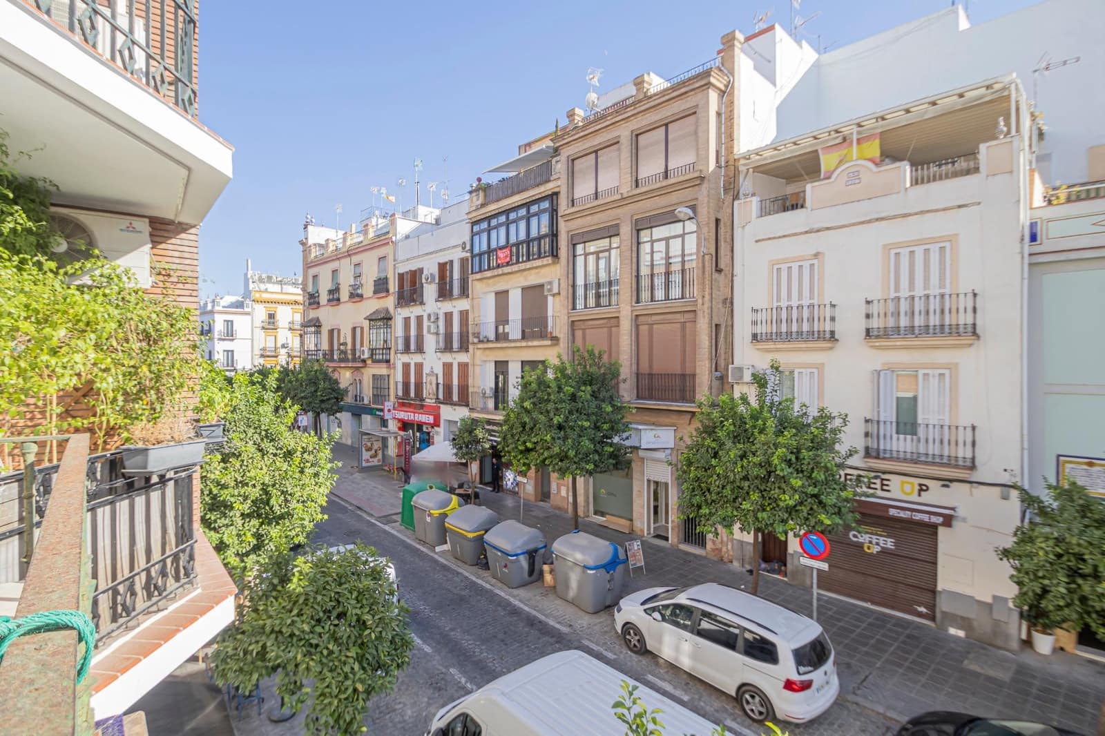4 bedroom Terraced Villa for sale in Seville city - € 985,000 (Ref: 9197985)