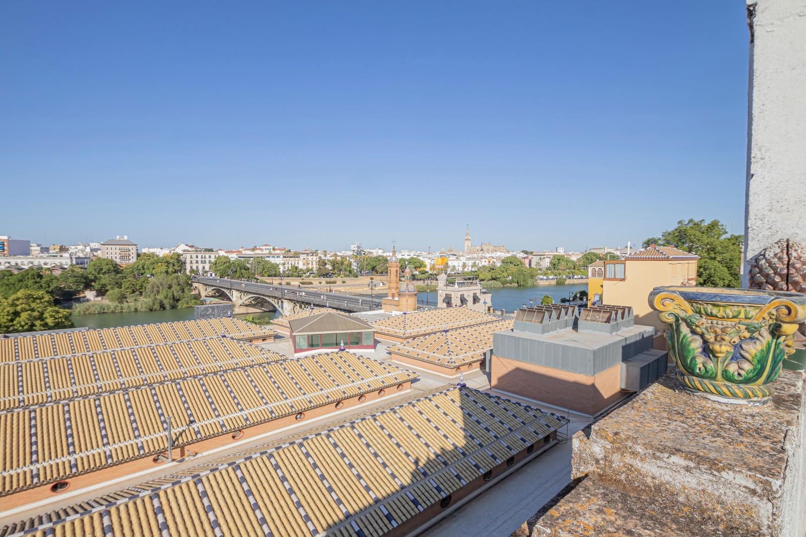 4 bedroom Terraced Villa for sale in Seville city - € 985,000 (Ref: 9197985)