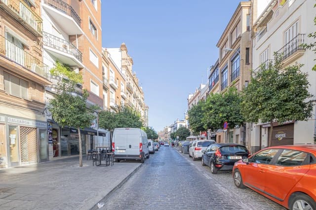 4 slaapkamer Rijtjeshuis te koop in Sevilla stad - € 985.000 (Ref: 9197985)