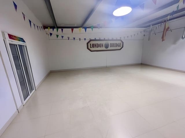 2 camera da letto Azienda in vendita in Dos Hermanas - 165.000 € (Rif: 9226824)