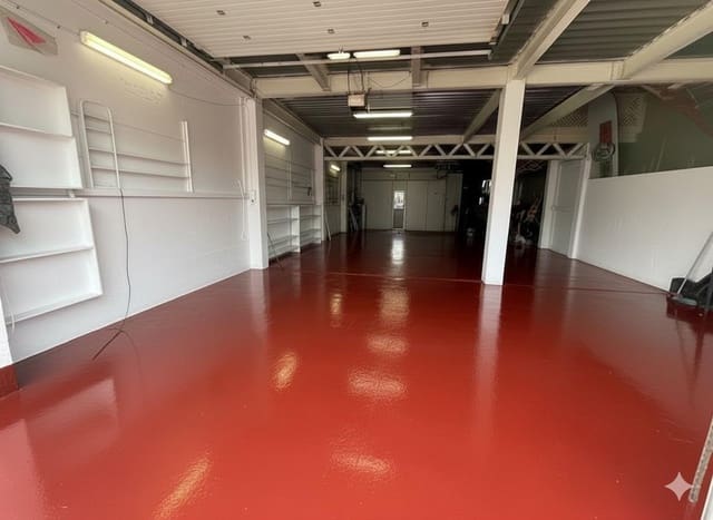 2 slaapkamer Bedrijf te koop in Dos Hermanas - € 159.000 (Ref: 9226824)