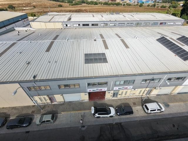 2 slaapkamer Bedrijf te koop in Dos Hermanas - € 159.000 (Ref: 9226824)
