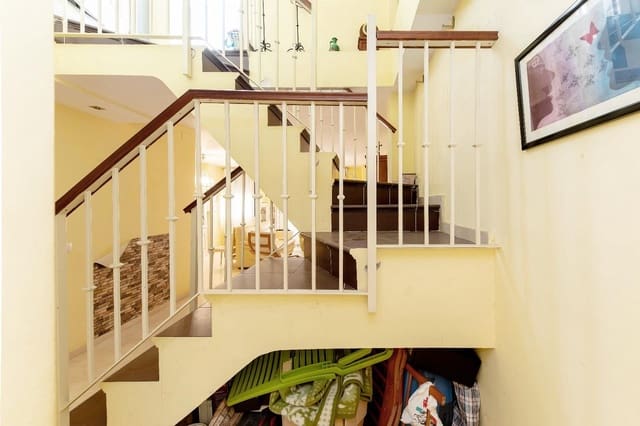 Apartamento de 3 habitaciones en Brenes en venta - 146.000 € (Ref: 9228665)