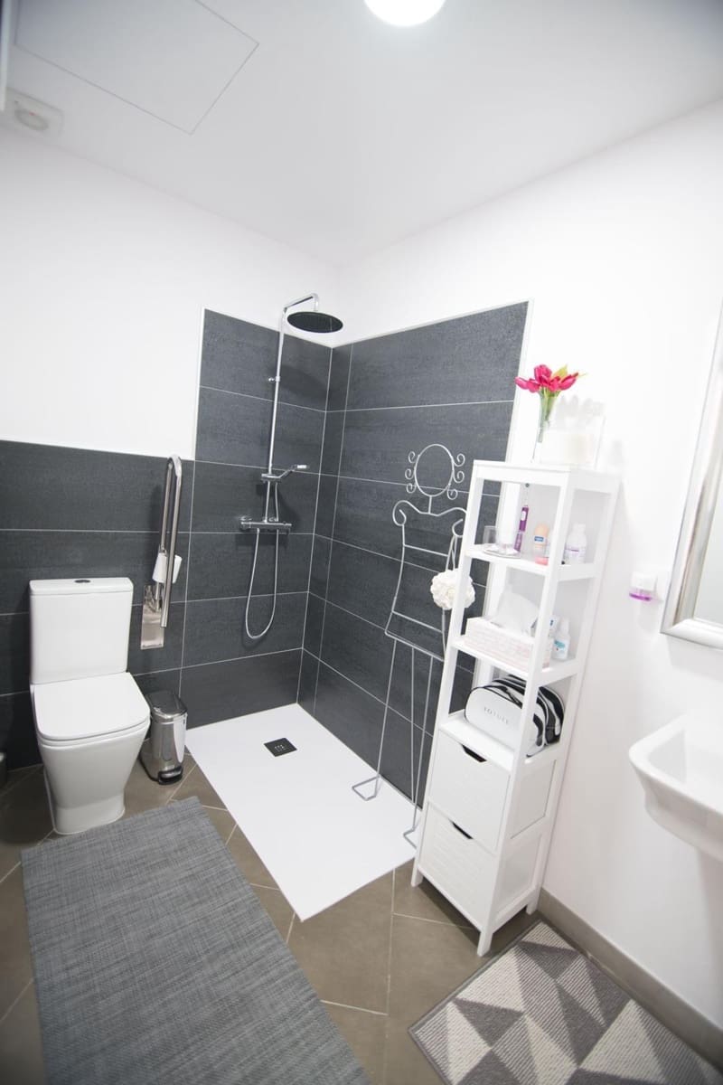 Erhverv til leje i Umbrete - € 840 (Ref: 9232676)