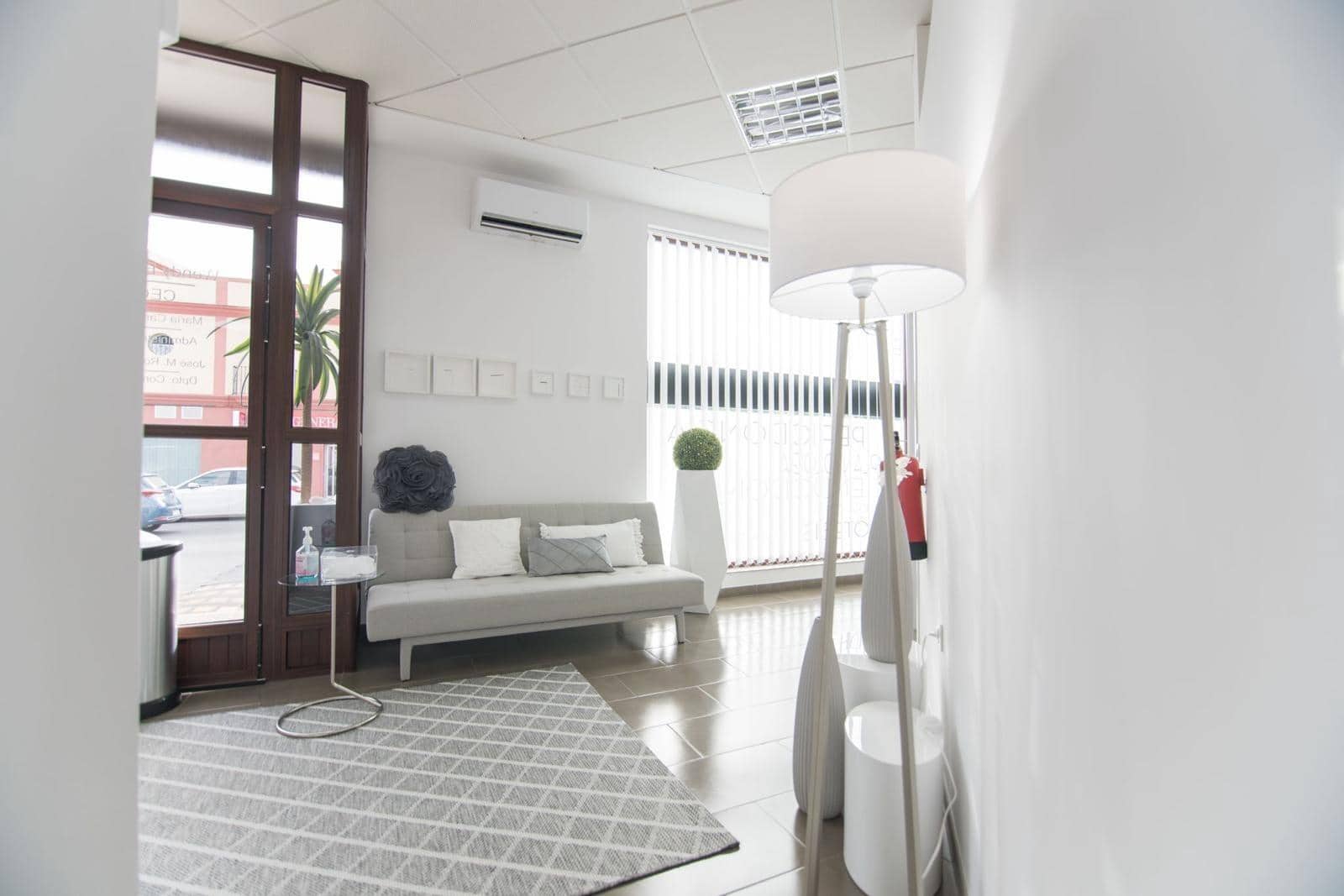 Erhverv til leje i Umbrete - € 840 (Ref: 9232676)