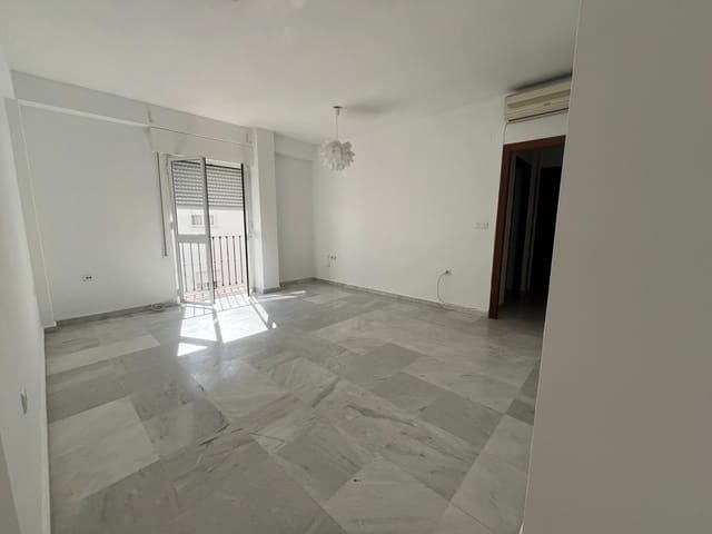 2 soverom Leilighet til leie i Sevilla by - € 1 100 (Ref: 9236549)