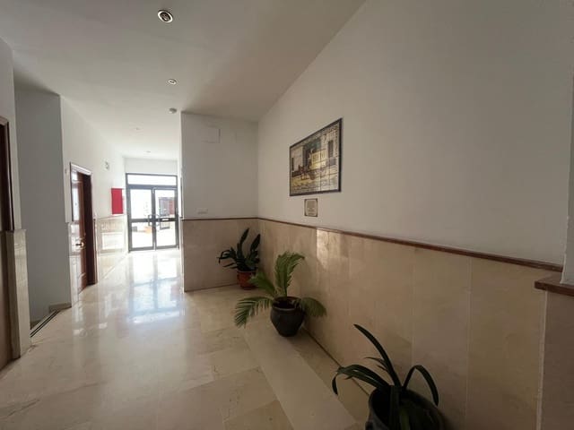 2 soverom Leilighet til leie i Sevilla by - € 1 100 (Ref: 9236549)