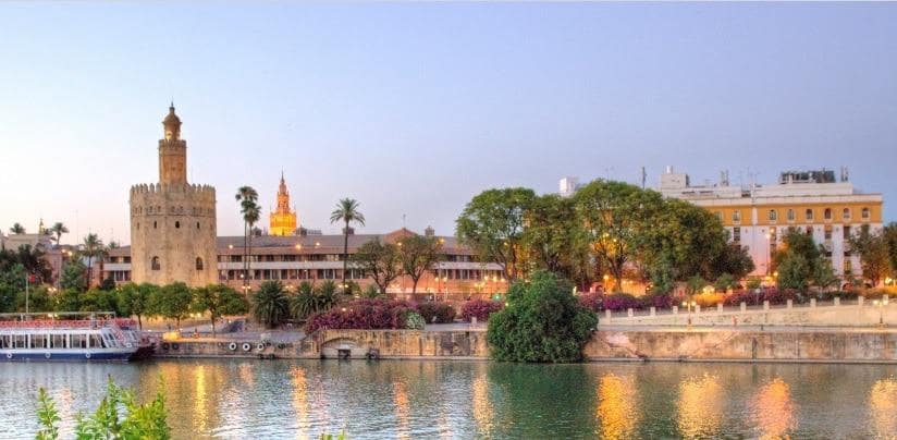 Commercieel te koop in Sevilla stad - € 928.000 (Ref: 9264672)