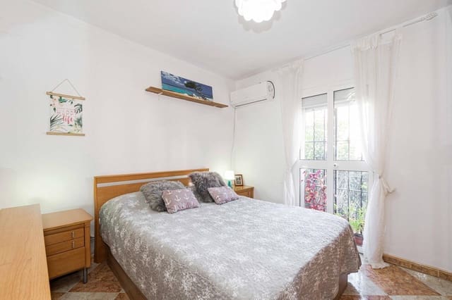 2 sypialnia Dom szeregowy na sprzedaż w Miasto Sewilla - 165 000 € (Ref: 9296982)