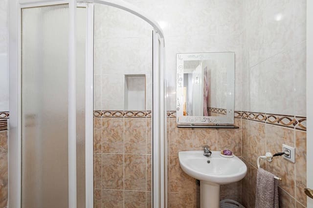 2 soverom Rekkehus til salgs i Sevilla by - € 165 000 (Ref: 9296982)