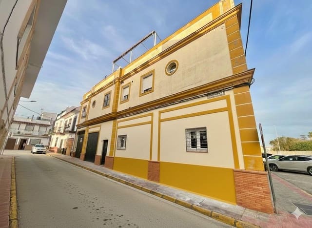 3 bedroom Commercial for sale in Dos Hermanas with garage - € 120,000 (Ref: 9303668)