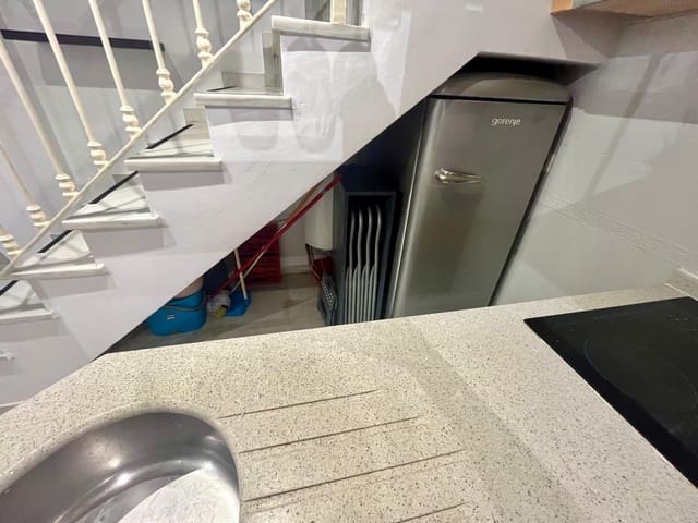 1 sypialnia Apartament do wynajęcia w Miasto Sewilla - 850 € (Ref: 9355946)