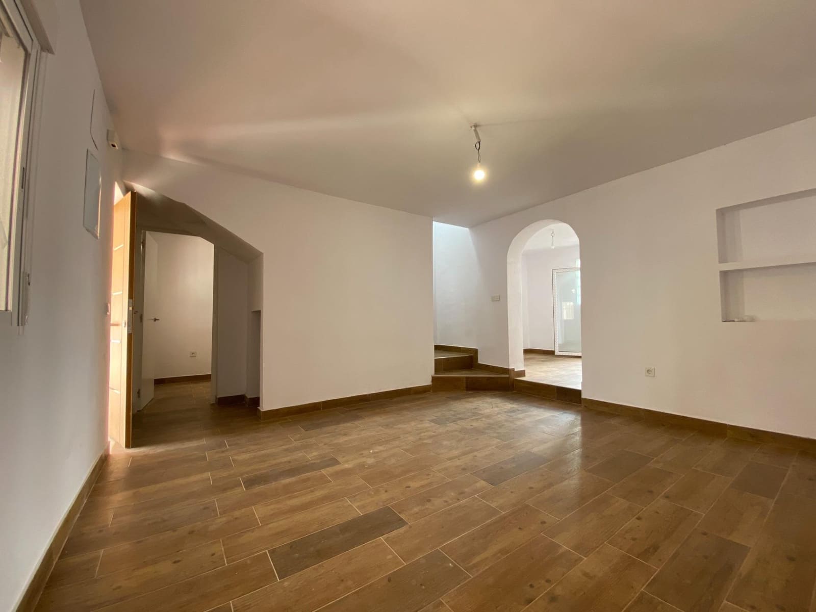 3 bedroom Townhouse for sale in Guillena - € 140,000 (Ref: 9362439)