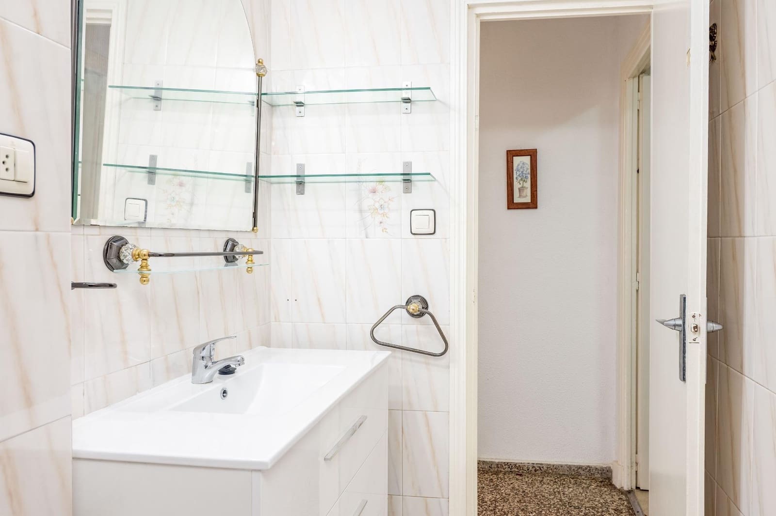 3 makuuhuone Asunto myytävänä paikassa Sevilla kaupunki - 160 000 € (Ref: 9367675)