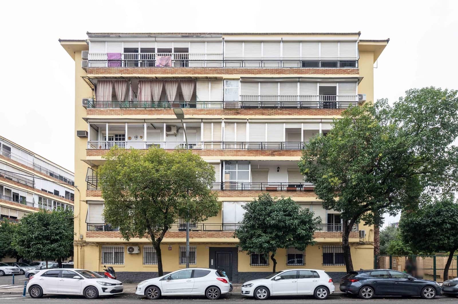 3 makuuhuone Asunto myytävänä paikassa Sevilla kaupunki - 160 000 € (Ref: 9367675)